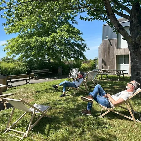 Cref - Auberge de jeunesse