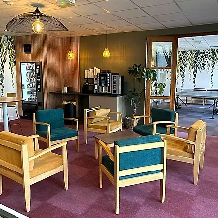 אכסניה Centre International De Sejour לאבאל