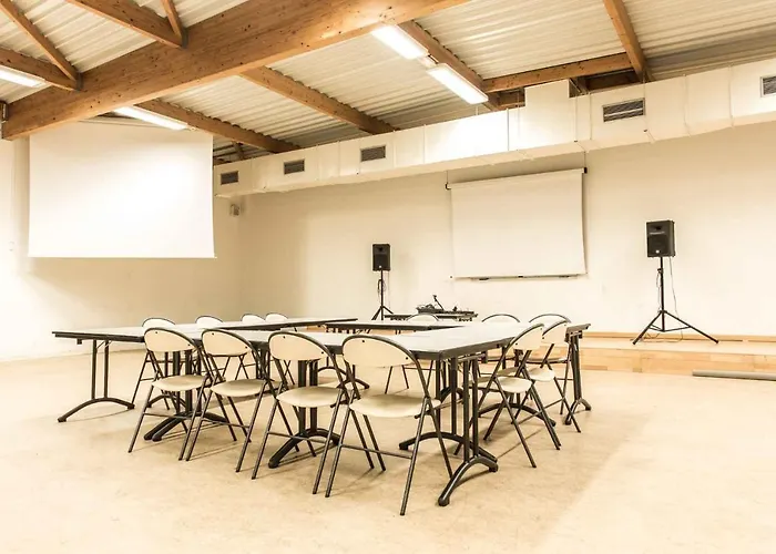 Auberge de jeunesse Cref - Laval (Mayenne)